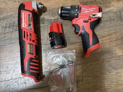 milwaukee drill driver and multi tool oscillating M12 battery