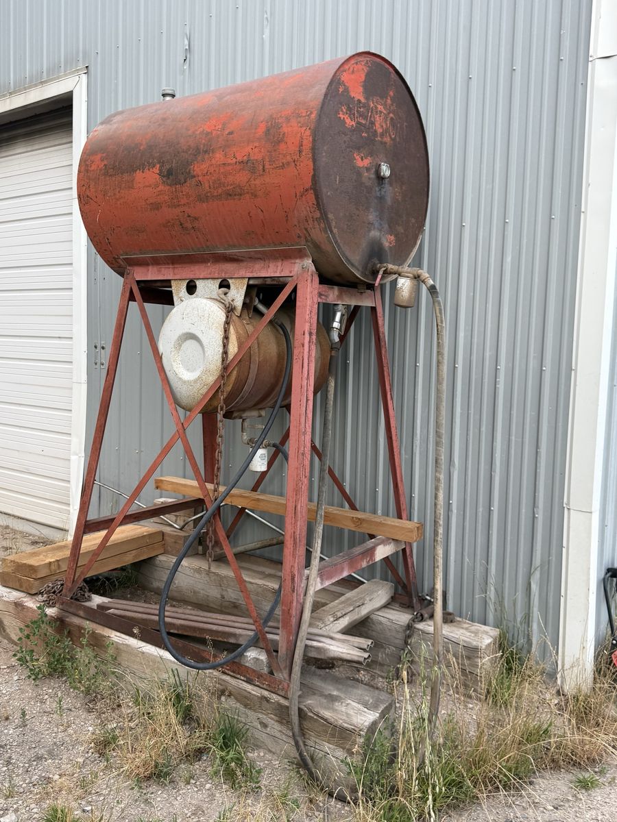 Diesel and gas Tank on gravity Stand