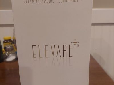 Elevare Plus LED Infrared Facial Rejuvenation Device – Like New 200 OBO