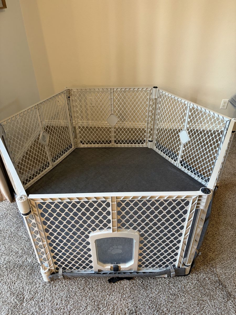 MyPet Petyard Protect Pet Pen w/ SecureMat - 6-Panel, Portable, Walk-Through Gate