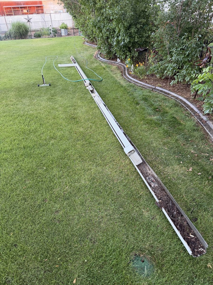 Rain gutter