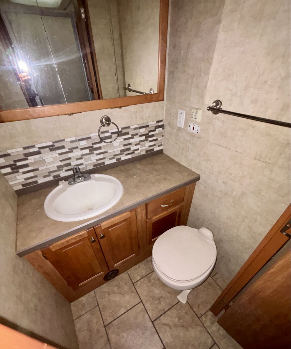 Main image 13
