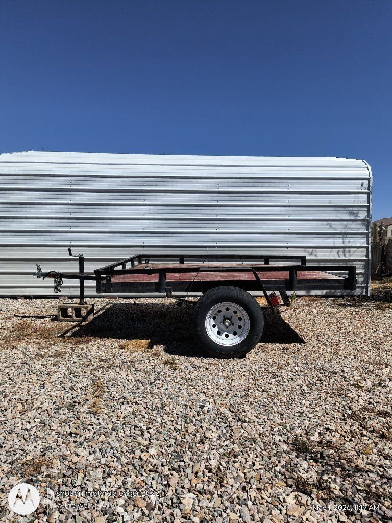 6 X 8 TILT TRAILER