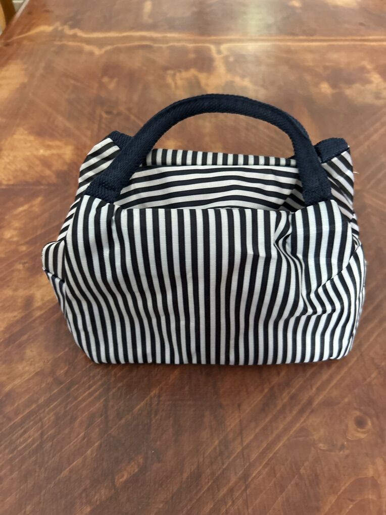 Cute Navy And White Striped Lunchbox
