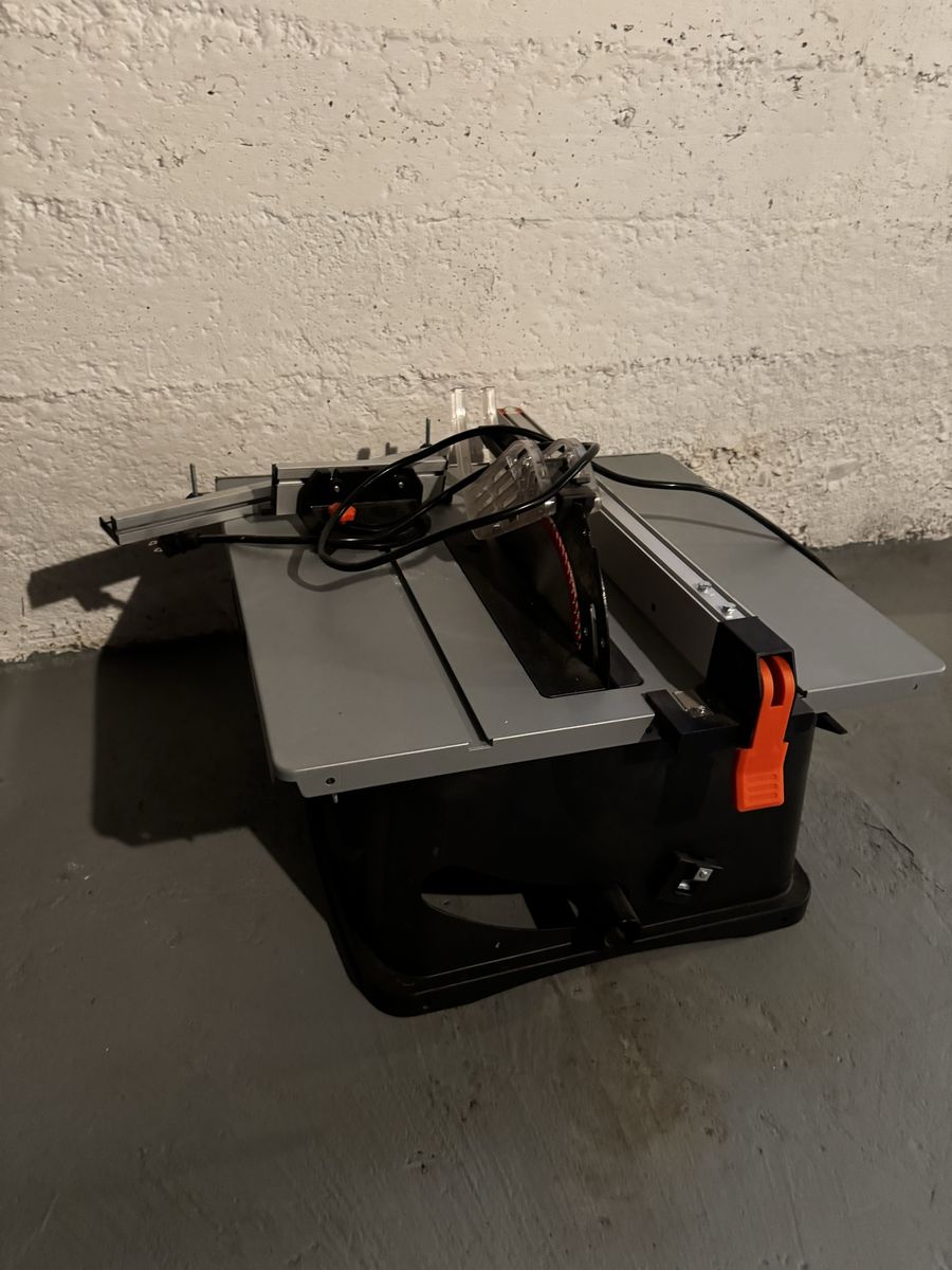 WARRIOR 15 Amp, 10 in. Table Saw