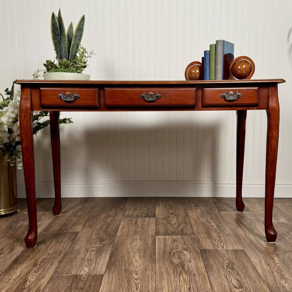 Vintage Classic Queen Anne Writing Desk