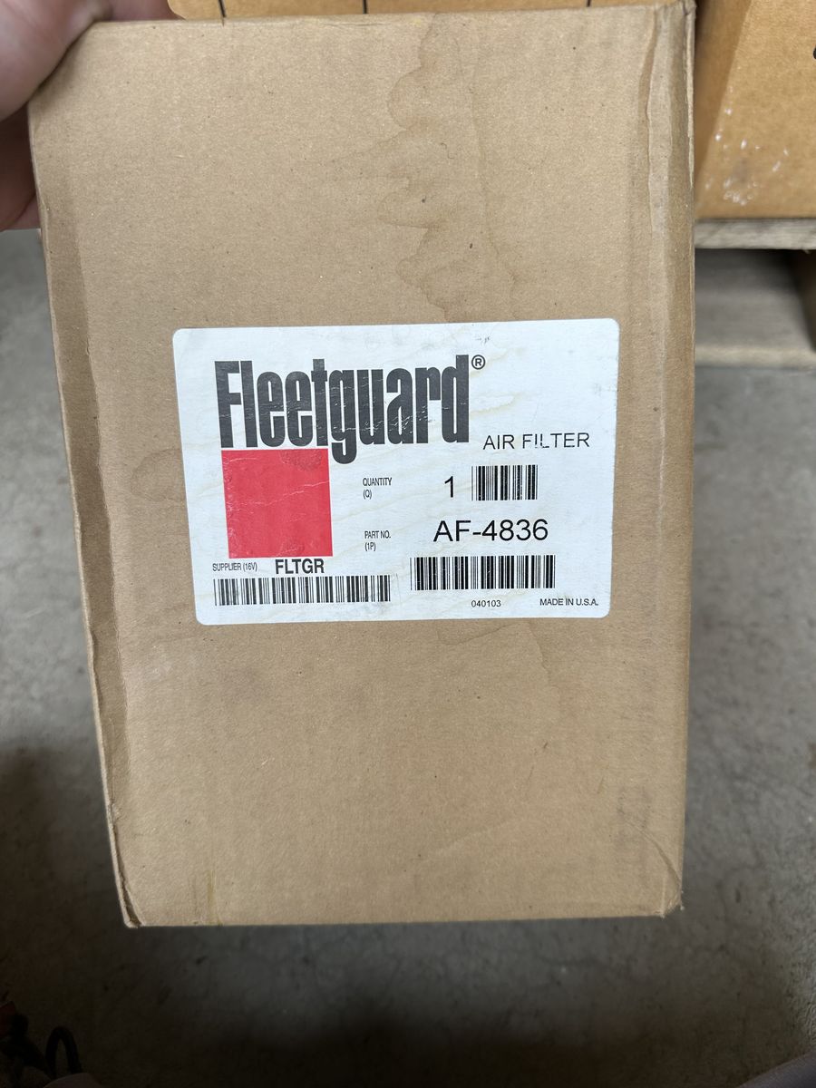 Fleetguard Airfilter