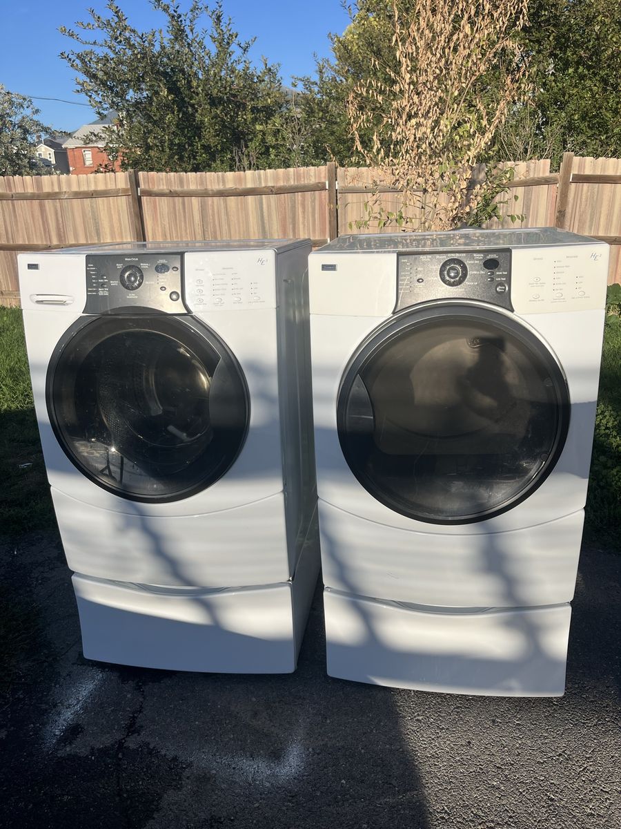 Kenmore HE3 Front Load Washer and Dryer Set White