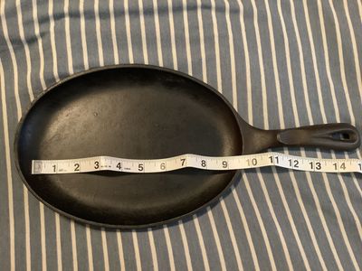 Vintage Cast Iron Sizzle Server Skillet Pan, Made in USA, 10 inch Oval