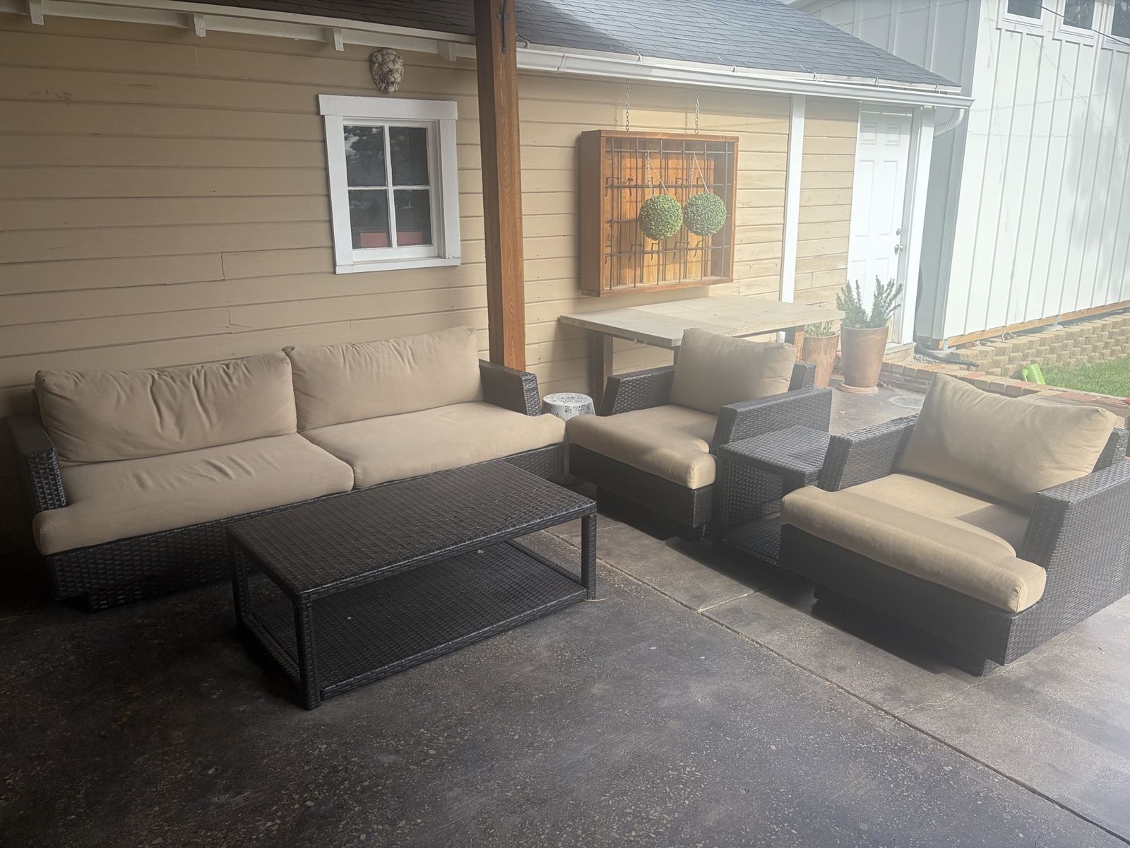 Wicker Patio Furniture Set - Sofa, 2 Armchairs & Coffee and sideTables with Beige sunbrella Cushions