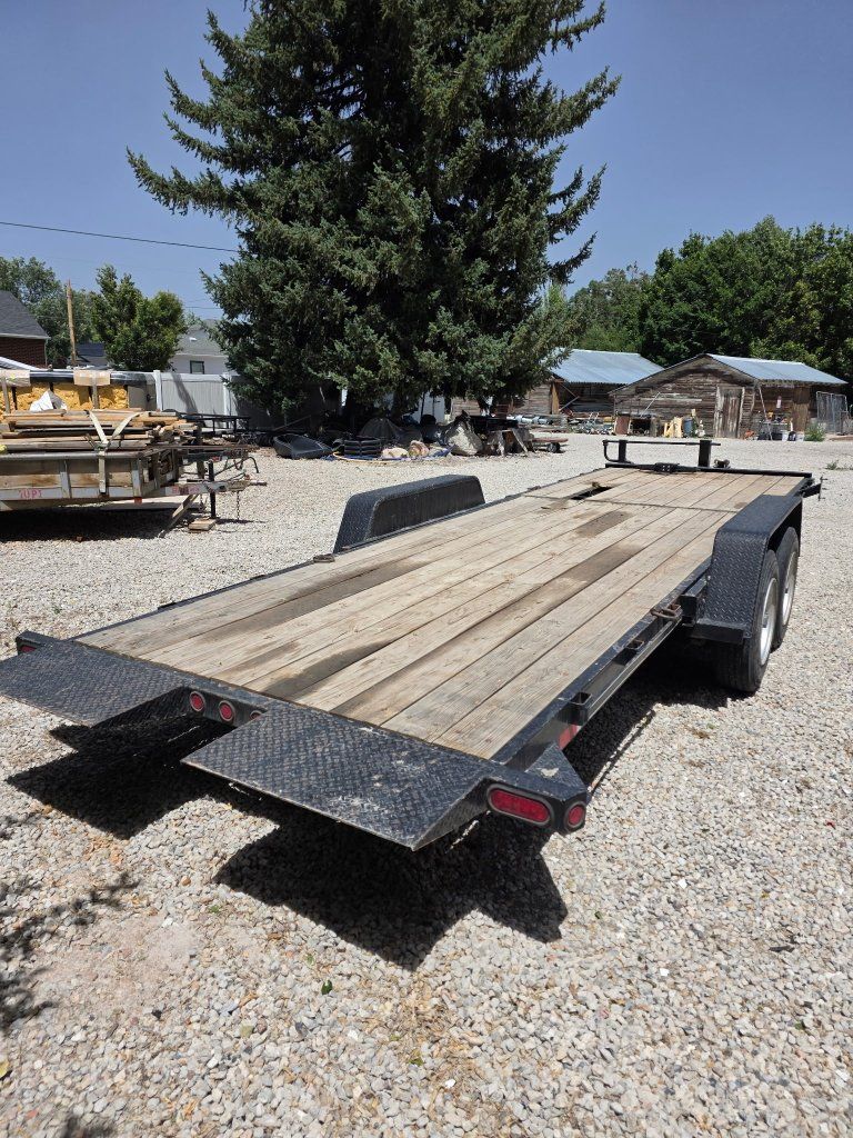 7x22 Kaufman tilt deck trailer