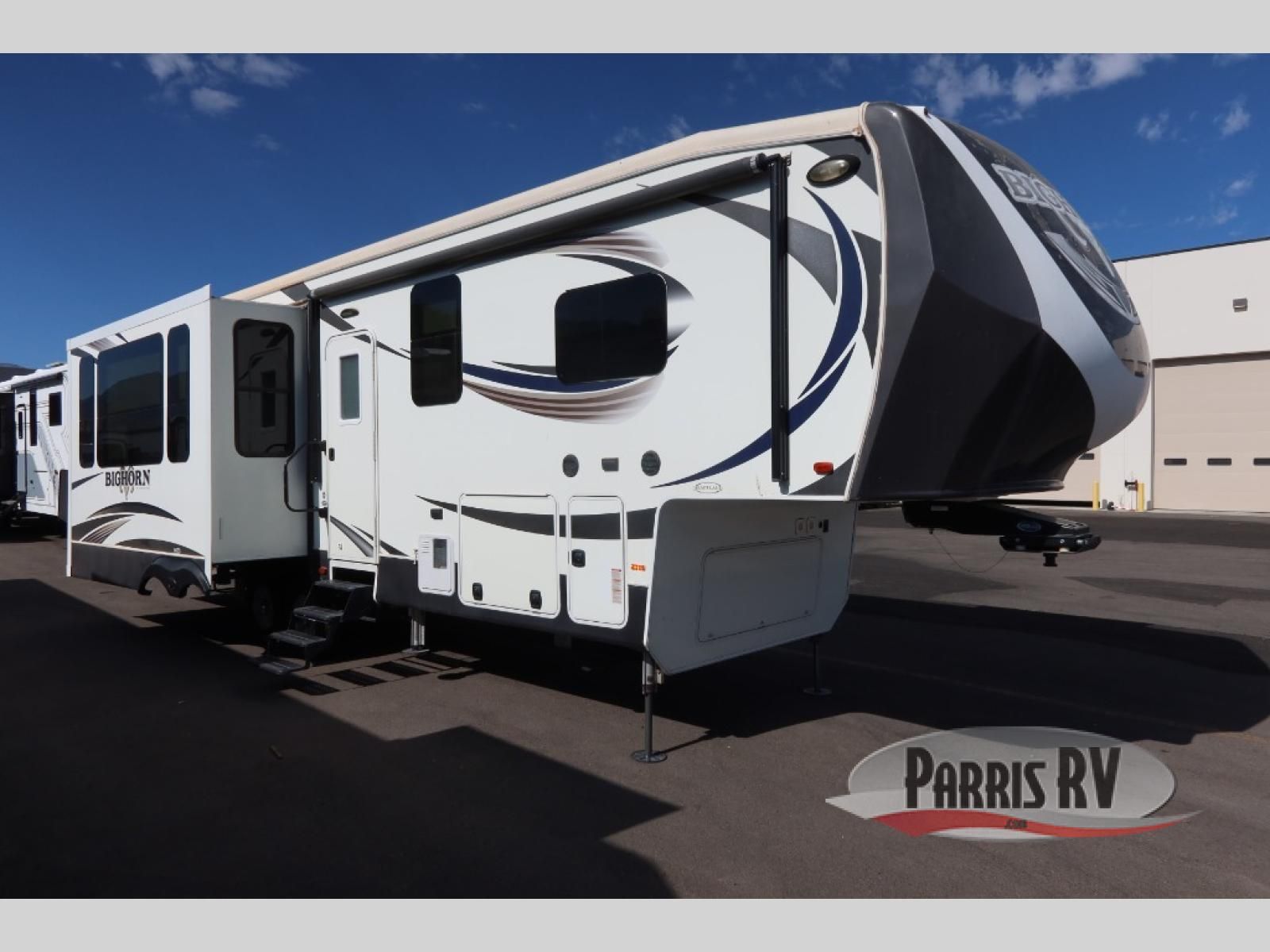 Used 2017 Heartland Bighorn 3160 Elite