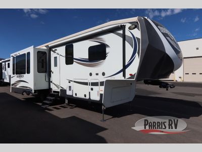 Used 2017 Heartland Bighorn 3160 Elite