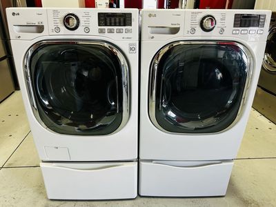 Lg Steam Electric Front Load Set With Pedestals