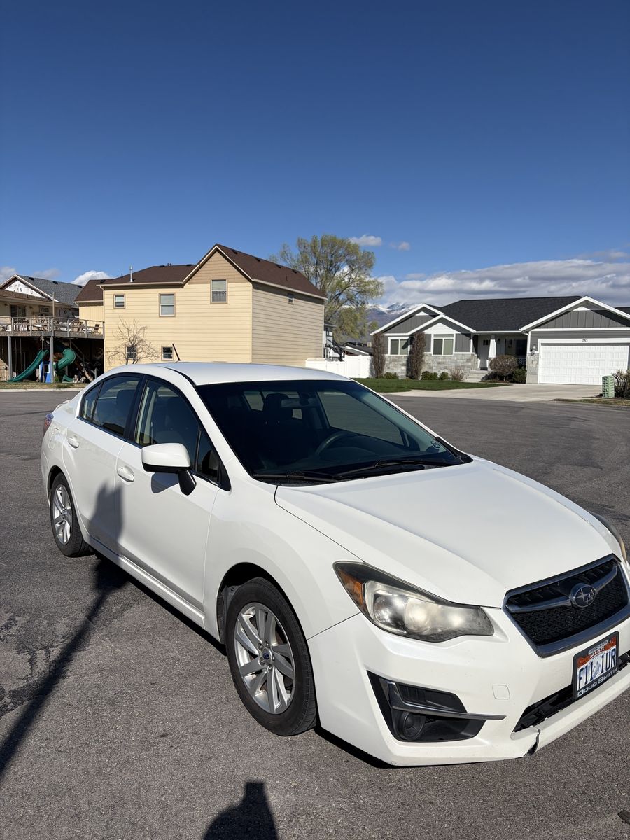 2016 SUBARU IMPREZA 2.0i Premium