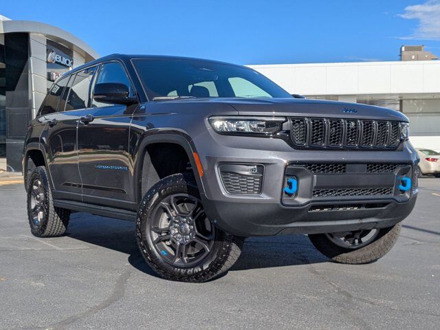 2025 Jeep Grand Cherokee Trailhawk