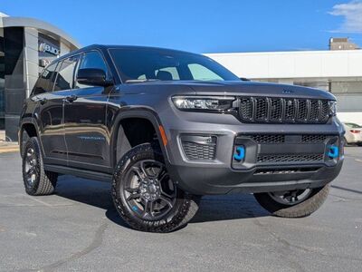 2025 Jeep Grand Cherokee Trailhawk