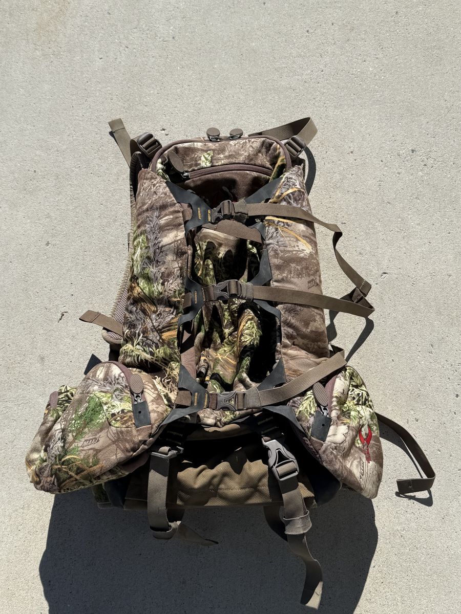 Badlands 220 hunting pack