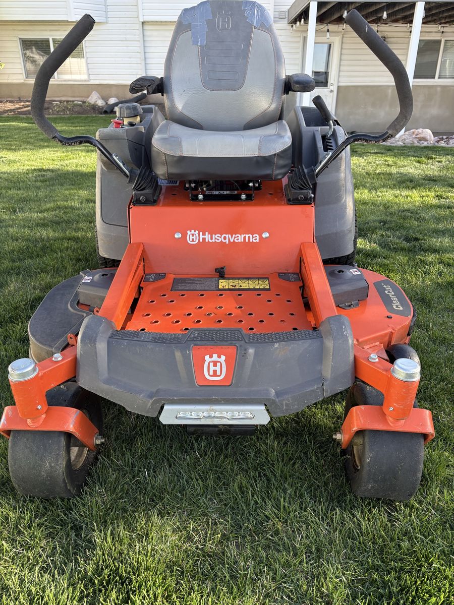 48” Zero Turn Husqvarna