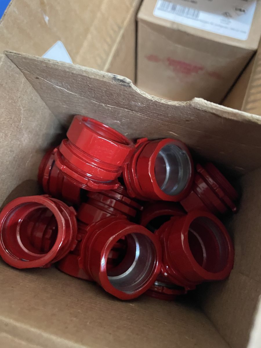 EMT Conduit Connectors – Lot of 5 Boxes – New