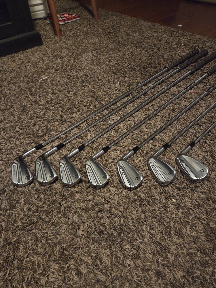 2019 TaylorMade P790 4-AW