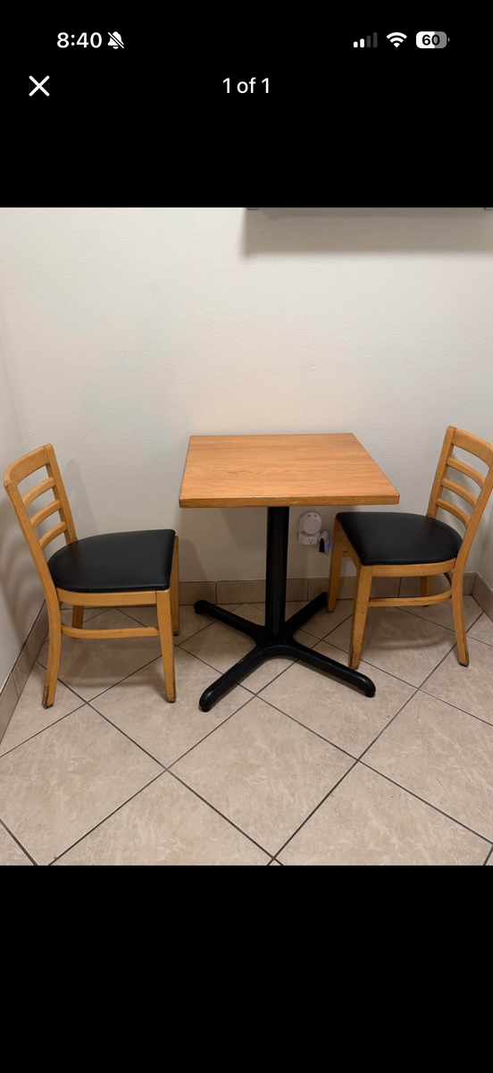 table & 2 chairs