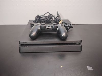 Sony PlayStation 4 Slim (Model CUH-2215B) 1TB
