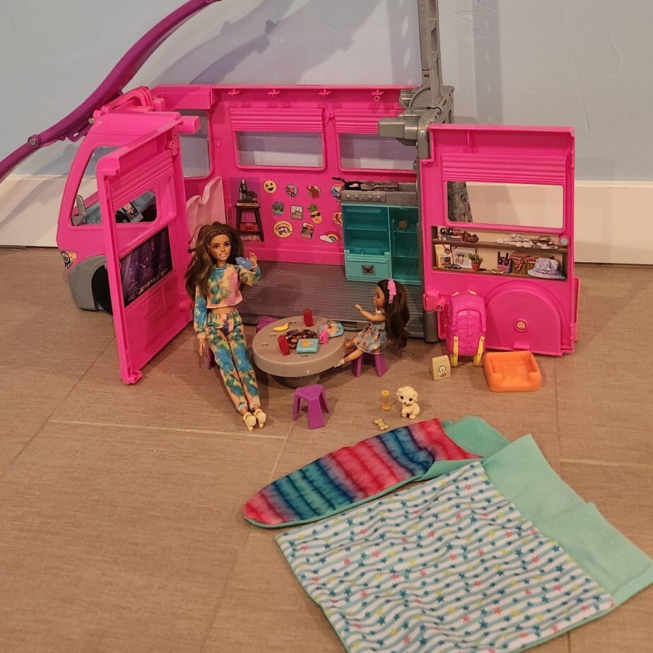 Barbie Camper