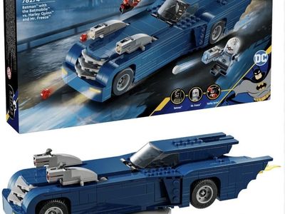 LEGO Batman with the Batmobile 76274 - NEW