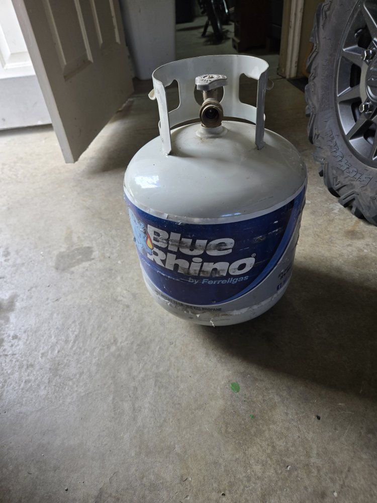 Blue Rhino by Ferrellgas Propane Tank - Used, 20lb