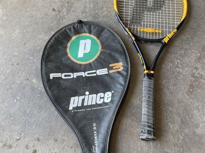Bundle of seven (7) Tennis Racquets - Prince, Head, Wilson and others Racquets with Cases