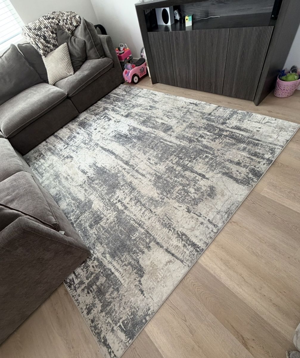 8x10 Abstract Grey & White Area Rug - Modern Pattern Carpet for Living Room or Bedroom