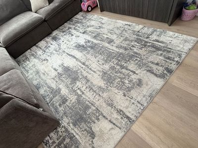8x10 Abstract Grey & White Area Rug - Modern Pattern Carpet for Living Room or Bedroom