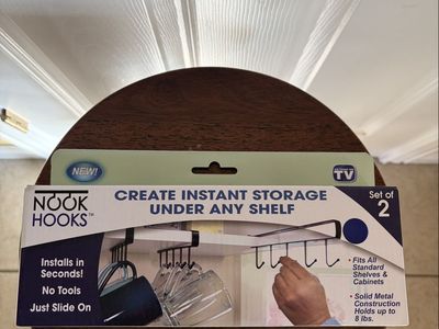 New in box - Nook Hooks