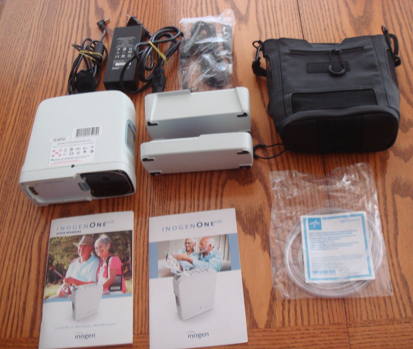Inogen G5 Portable Oxygen Concentrator with MANY accessories.