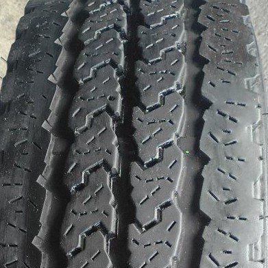 *  225/70R19.5 14PR Commercial Truck Tire *