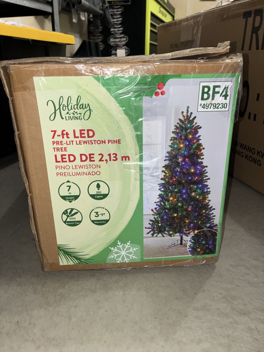 7 ft Holiday Living Christmas Tree