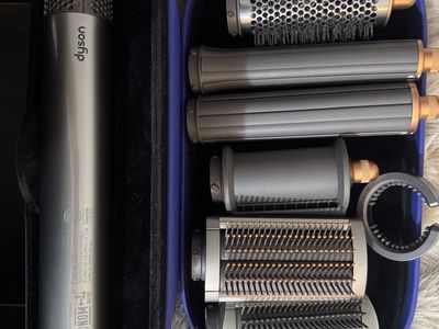 Dyson Airwrap Multi-Styler Complete