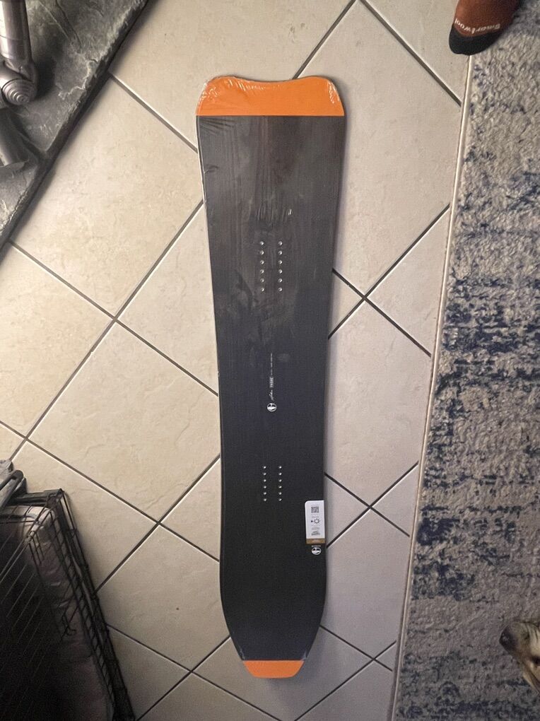 Brand New Arbor Padre Snowboard 157