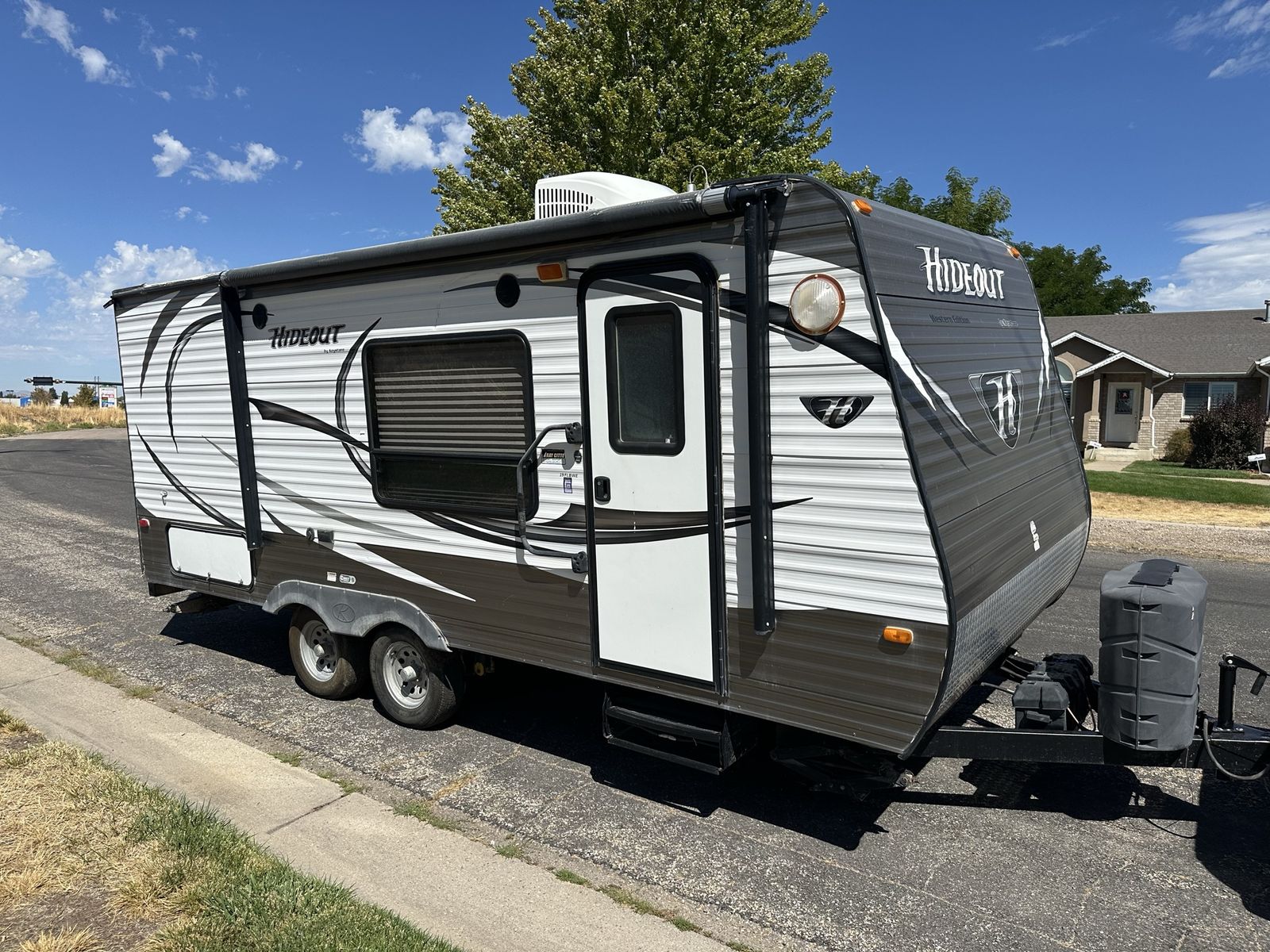 RV Travel Trailer, Perfect Condition, Sleeps 5