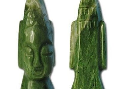 Used good small size hand carved head green jade figurine