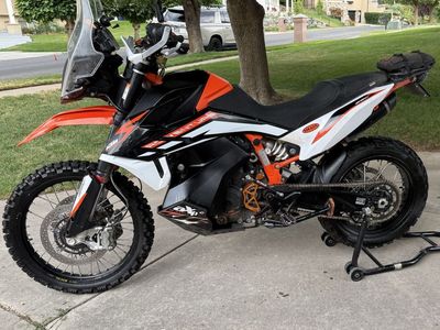 2022 KTM 890 Adventure R