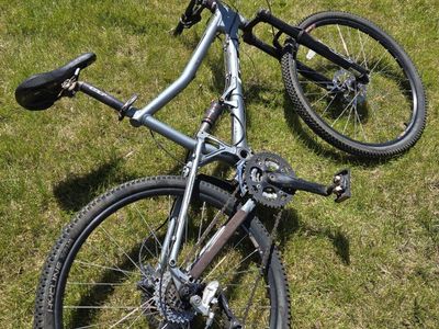 GT full suspension youth mountain bike