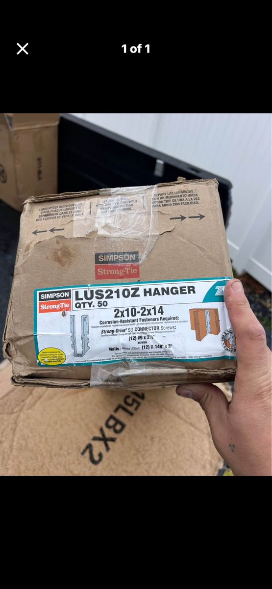 LUS21OZ HANGER QTY. 50