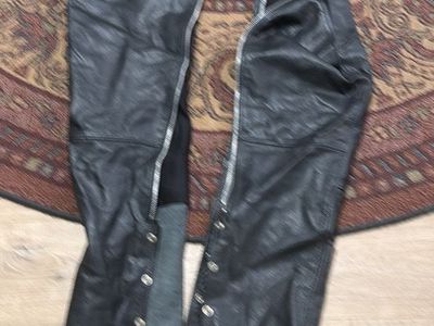 Motorcycle chaps