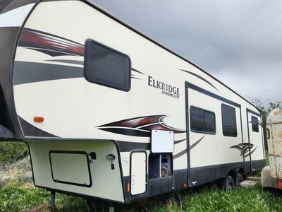 2018 Elkridge Xtreme Light E326