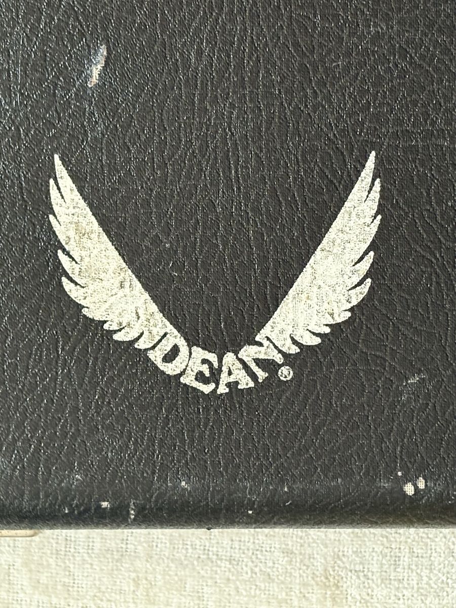 Dean Hardshell Guitar / Bass Case 