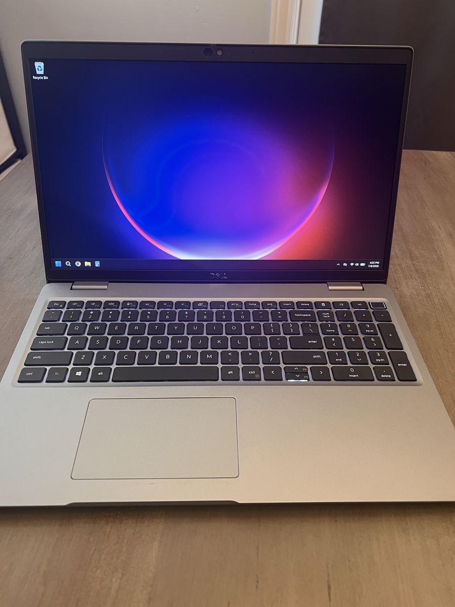Student / Business Laptop- Dell Latitude 5520 - 15.6" Full HD 11th Gen i7, 16 GB DDR4 Workhorse