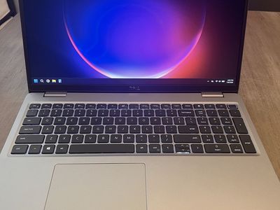 Student / Business Laptop- Dell Latitude 5520 - 15.6" Full HD 11th Gen i7, 16 GB DDR4 Workhorse