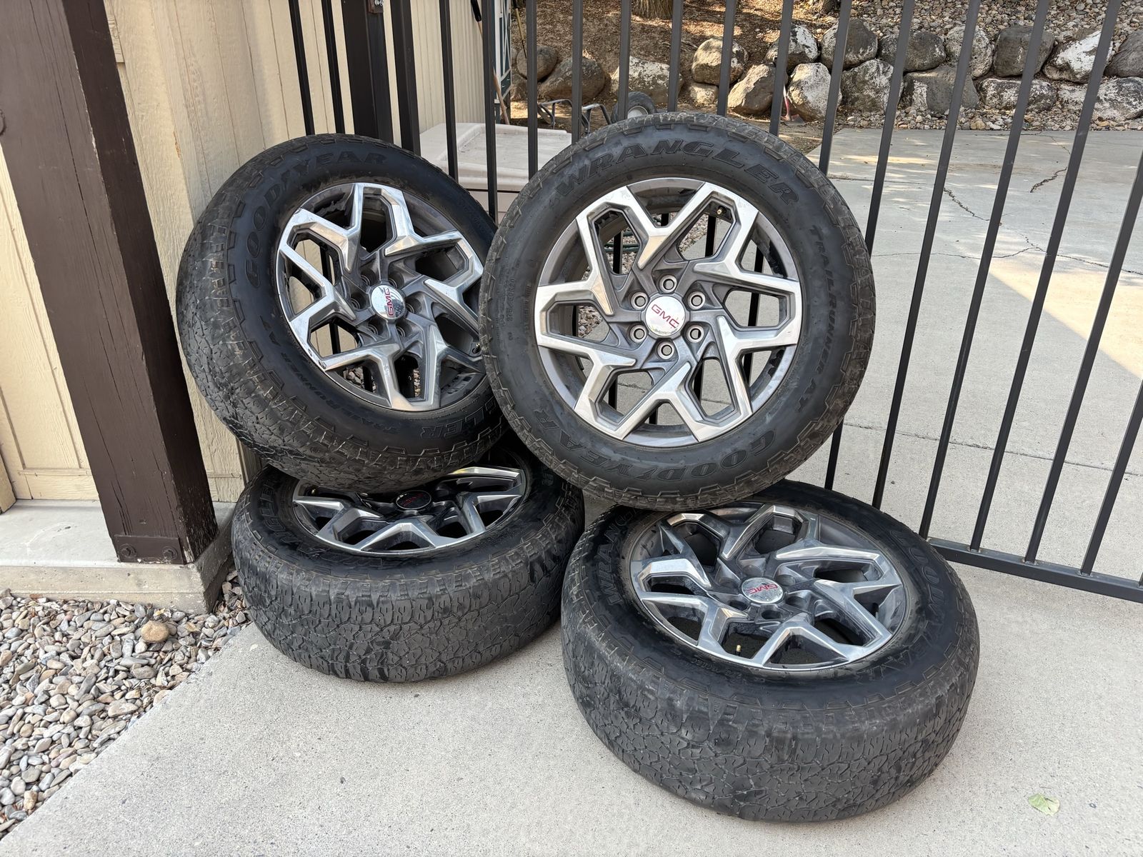 GMC Factory 20” Wheels & Goodyear Wrangler TrailRunner A/T Tires – Set of 4
